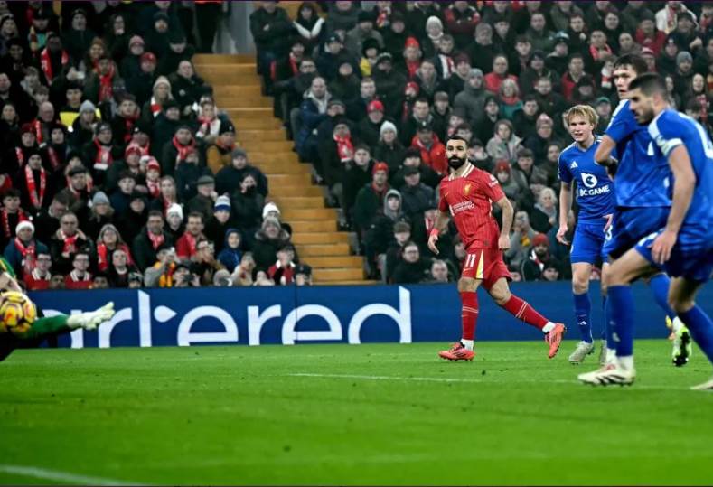 محمد صلاح يقود ليفربول للفوز على ليستر سيتي بثلاثية في الدوري الإنجليزي “فيديو”  – اونلي ليبانون