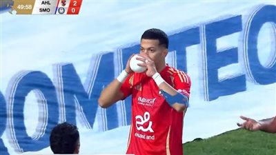 هل يقصد نادي الزمالك؟ إمام عاشور يتثير الجدل في مباراة الأهلي وسموحة بسبب احتفال البلونة البيضاء – اونلي ليبانون