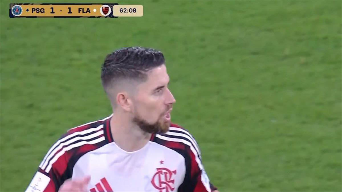 فيديو | جورجينيو يسجل هدف تعادل فلامينجو أمام باريس سان جيرمان