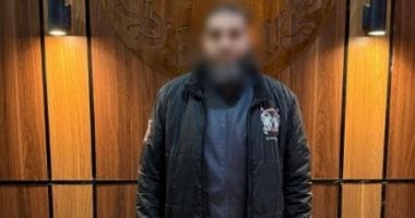 ضبط شخص يوزع أموالا بمحيط اللجان الانتخابية بالزقازيق