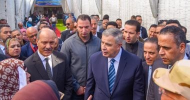 محافظ الإسكندرية: توفير 7950 فرصة عمل و2000 فرصة تدريب وظيفى