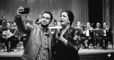 سيلفى مع الست.. برومبت جاهز لصورتك فى حفلات أم كلثوم