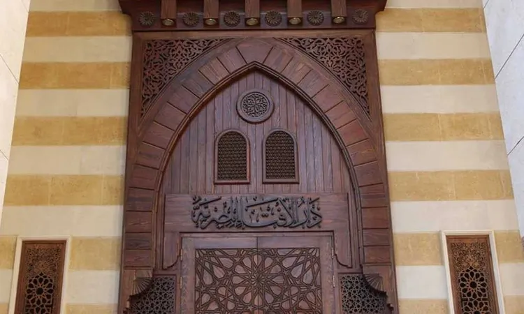 ما الحكم الشرعي لمن يتسبب في قطع صلة الرحم؟.. أمين الفتوى يجيب