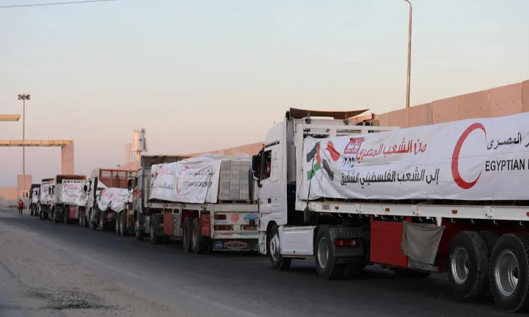 استمرار الجهود المصرية لتوفير المساعدات والخيام لسكان شمال غزة