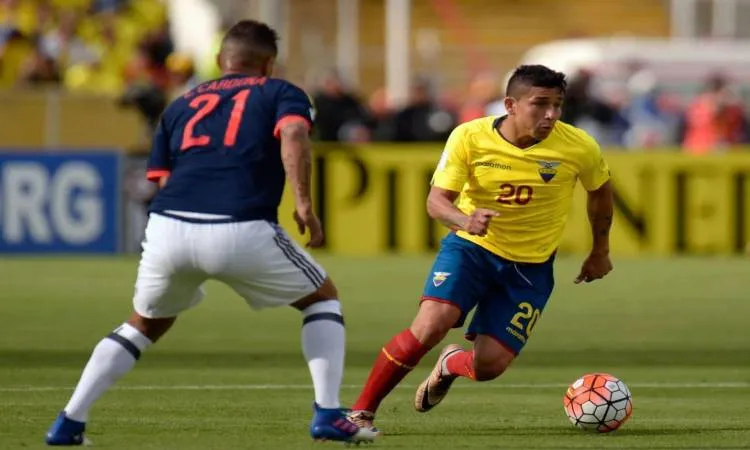 وفاة ماريو بينيدا مدافع برشلونة الإكوادوري في هجوم مسلح