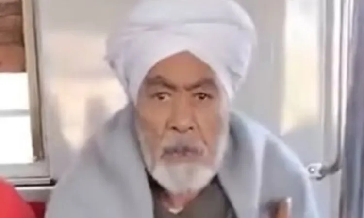 نجل المسن الصعيدي صاحب واقعة المترو: أبويا من أولياء الله الصالحين والبنت شتمته