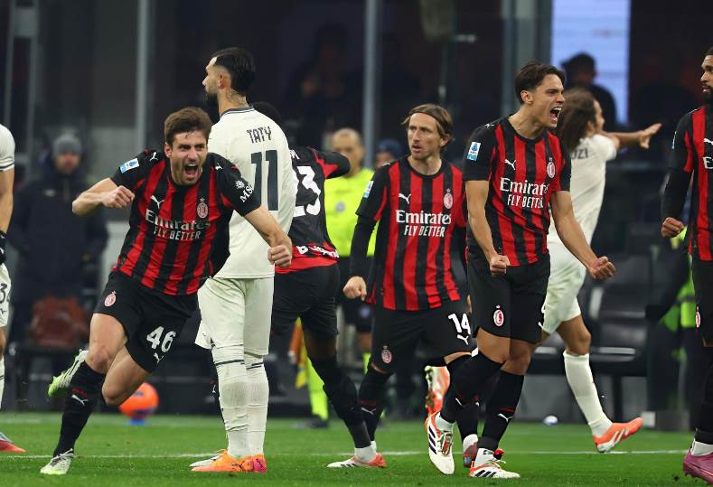 أونلي ليبانون : التشكيل المتوقع لقمة نابولي وميلان في الدوري الإيطالي