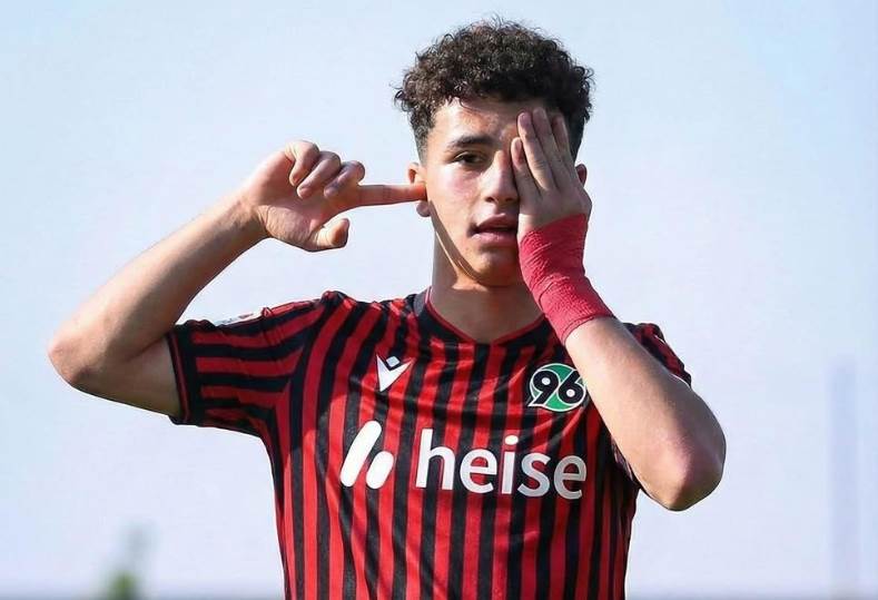 أونلي ليبانون : خاص| موعد سفر بلال عطية إلى إسبانيا بعد إصابته مع الأهلي