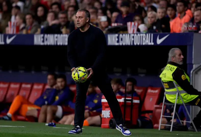 أونلي ليبانون : فليك منتقدا التحكيم بعد سقوط برشلونة ضد أتلتيكو: نستحق ركلة جزاء