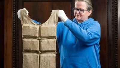 أونلي ليبانون : بملايين الدولارات.. سترة نجاة تايتانيك تحطم الأرقام القياسية في مزاد بلندن