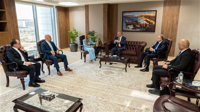 أونلي ليبانون : «رسائل طمأنة للأسواق».. وزير البترول يناقش مع النائبة مروة بوريص خطط تعزيز الإنتاج وأمن الطاقة