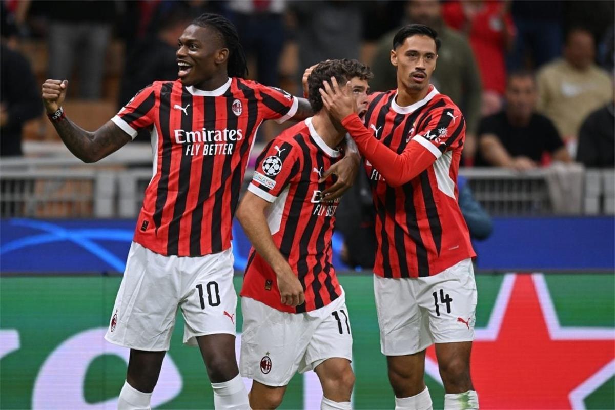 أونلي ليبانون : ميلان يحدد موقفه من بيع لاعبه إلى ليفربول قبل كأس العالم