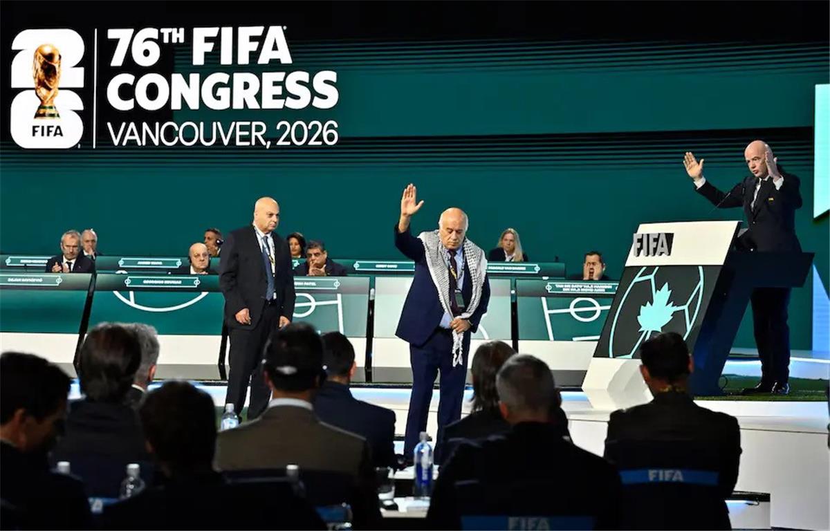 أونلي ليبانون : فيديو | رئيس الاتحاد الفلسطيني يوجه صفعة قوية لـ ممثل الكيان الصهيوني ويحرج إنفانتينو في مؤتمر فيفا
