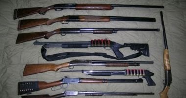 أونلي ليبانون : القبض على عاطل بحوزته 12 بندقية في الشيخ زايد