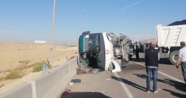 أونلي ليبانون : إصابة 18 طالبا فى انقلاب أتوبيس على الطريق الصحراوى بالمنيا