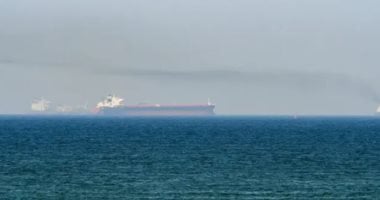 أونلي ليبانون : العالم هذا المساء.. طهران تعلن إعادة غلق مضيق هرمز بالكامل.. صحيفة: واشنطن تستعد لمصادرة ناقلات نفط ودهم سفن مرتبطة بإيران.. والسعودية: غرامة 20 ألف ريال على حاملى تأشيرات الزيارة حال الدخول إلى مكة