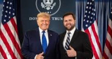 أونلي ليبانون : العالم هذا المساء.. أكسيوس: نائب ترامب يقود وفدا أمريكيا لمفاوضات مع إيران في باكستان.. رئيس الأرجنتين يؤدي طقوسا يهودية عند حائط البراق في المسجد الأقصى المبارك.. الحرس الثوري: نقوم بتحديث منصات إطلاق الصواريخ