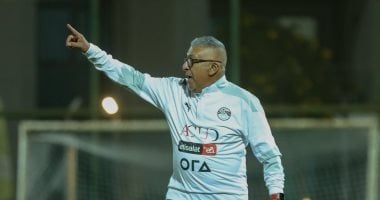 أونلي ليبانون : محمد كمال يسلم تقرير معسكر منتخب مصر للكرة النسائية لاتحاد الكرة