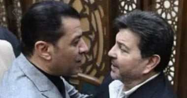 أونلي ليبانون : دموع ودعم.. مصطفى كامل على تواصل دائم مع هانى شاكر فى محنته