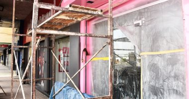 أونلي ليبانون : محافظ أسوان يأمر برفع حواجز المحلات على كورنيش النيل لتسهيل الحركة