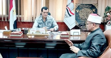 أونلي ليبانون : وفد أوقاف سوهاج يزور مديرية التعليم لتعزيز نشر القيم والوعى بين الطلاب