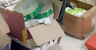 أونلي ليبانون : ضبط 141 ألف عبوة وخامات وماكينات تصنيع أدوية ومكملات داخل مخزن بكفر الزيات