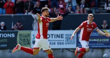 أونلي ليبانون : سام مرسى يسجل فى خسارة بريستول سيتى أمام نورويتش سيتى 4 – 2