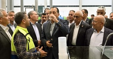 أونلي ليبانون : رئيس الوزراء يتفقد محطة تحلية مياه البحر بمدينة العريش