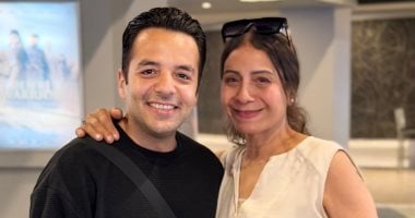 أونلي ليبانون : بقى أب.. عفاف مصطفى تلتقى طفل فيلم تيتو بعد 22 سنة