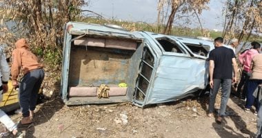 أونلي ليبانون : إصابة 7 أشخاص إثر انقلاب سيارة بكوم حمادة فى البحيرة