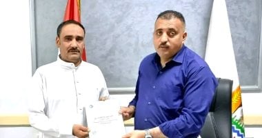 أونلي ليبانون : رئيس مركز الداخلة يسلم عقود تقنين أراض بعد سداد مستحقات الدولة