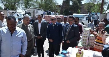 أونلي ليبانون : محافظ الأقصر يفتتح سوق اليوم الواحد رقم 52 بنجع الخطباء بتخفيضات تصل لـ30%.. صور