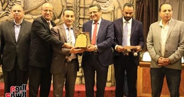 أونلي ليبانون : نقابة الصحفيين تكرم الزميل إسماعيل رفعت بحفل الحاصلين على الماجستير والدكتوراة.. صور