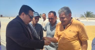 أونلي ليبانون : رئيس مدينة طهطا بسوهاج يتابع انتظام توريد القمح فى بناكرز مطاحن مصر العليا