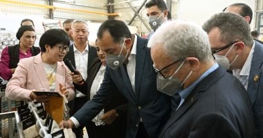 أونلي ليبانون : رئيس الوزراء يفتتح مصنع للصناعات النسيجية باستثمارات 6 ملايين دولار