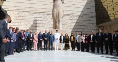 أونلي ليبانون : وزير التعليم العالى ومحافظ الإسكندرية يشهدان فعاليات احتفال مولد مدينة عالمية