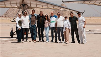 أونلي ليبانون : جولة سياحية لرئيس الاتحاد الدولي للخماسي مع سكاي دايف فاروس بالأهرامات