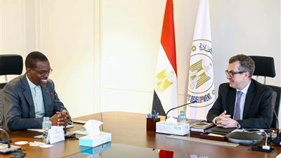 أونلي ليبانون : وزير التخطيط يبحث مع ممثلي البنك الإفريقي للتنمية سبل تعزيز التعاون لدفع مجالات التنمية الاقتصادية