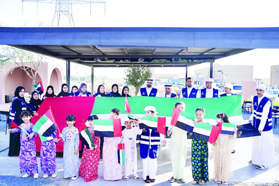 أونلي ليبانون : فريق عجمان التطوعي يطلق مبادرة «فخورين بـدولتنا.. فخورين بعَلَمنا»