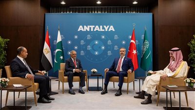 أونلي ليبانون : وزراء خارجية مصر وتركيا وباكستان والسعودية يجتمعون فى أنطاليا.. والأزمة الإيرانية في الصدارة