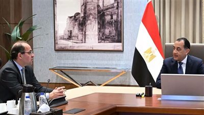 أونلي ليبانون : رئيس الوزراء يطلع على نتائج اجتماعات واشنطن.. نمو قوي 5.3% وزيادة الإيرادات 29% دون أعباء جديدة