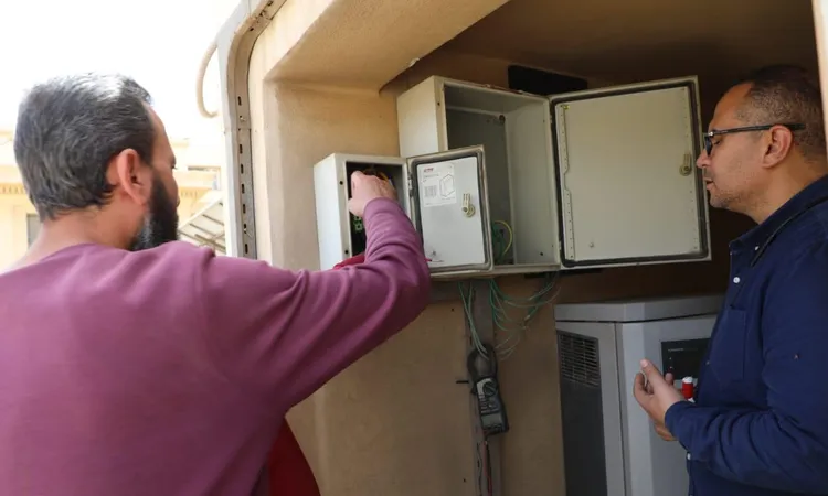 أونلي ليبانون : محافظة القاهرة تبدأ صيانة 25 محطة طاقة شمسية لتعزيز كفاءة الكهرباء