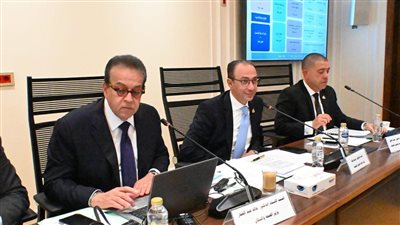 وزير الصحة يستعرض مشروع موازنة العام المالي 2026/2027 أمام لجنة الصحة بمجلس النواب