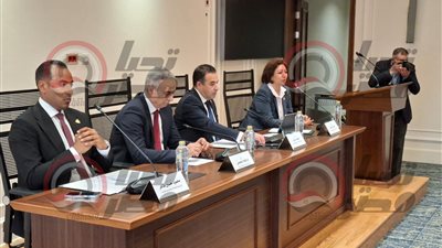 يجب توفير هواتف بأسعار جيدة لأنها لم تعد رفاهية