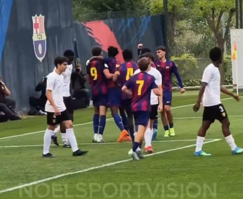 هدف حمزة عبد الكريم الاول في مباراة برشلونة ومونت كارلو بالدوري الإسباني للشباب