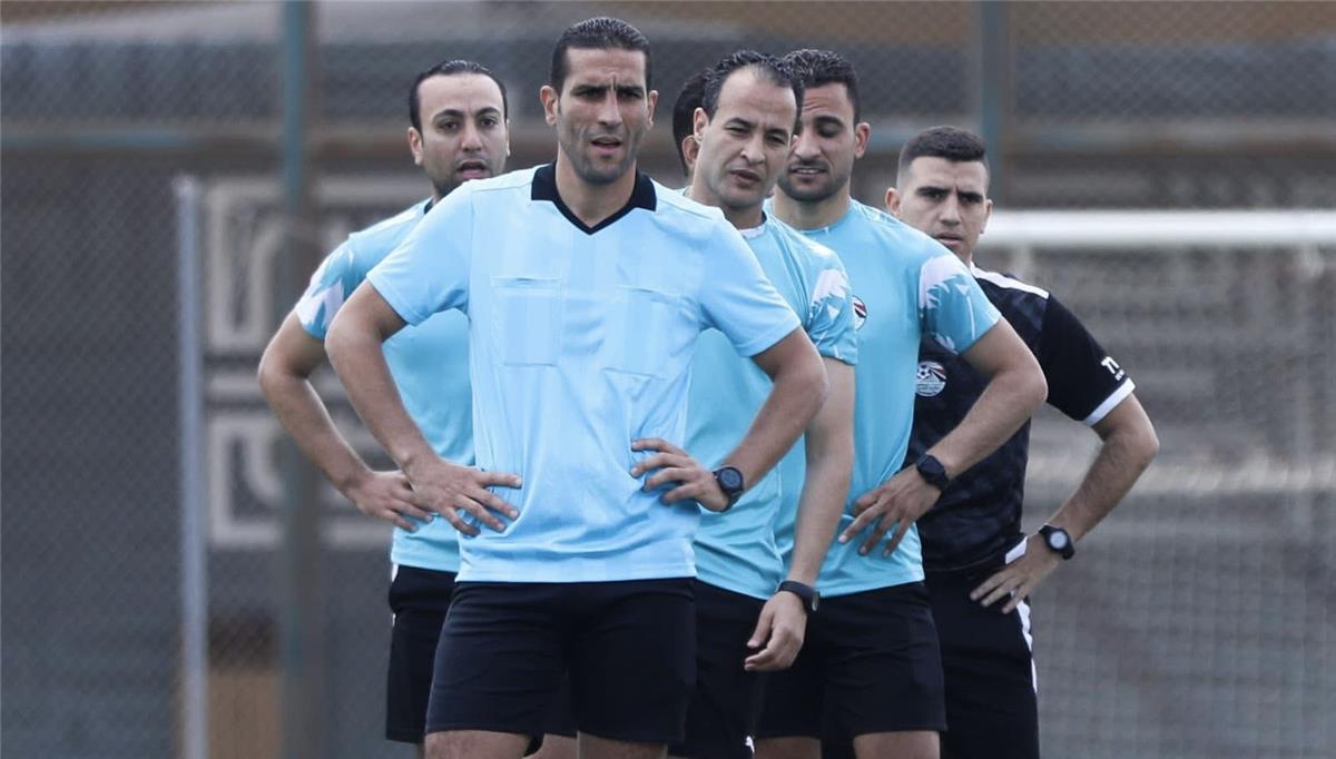 قبل انطلاقها غدًا.. رويز يُحاضر حكام مباريات الأسابيع الأخيرة من الدوري المصري