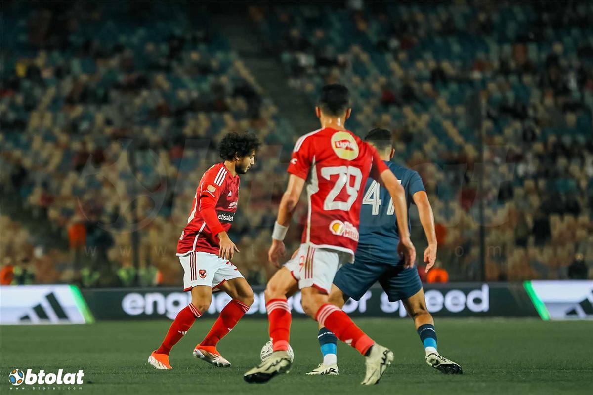 قائمة الأهلي لمباراة إنبي في الدوري المصري.. غياب نجم الفريق