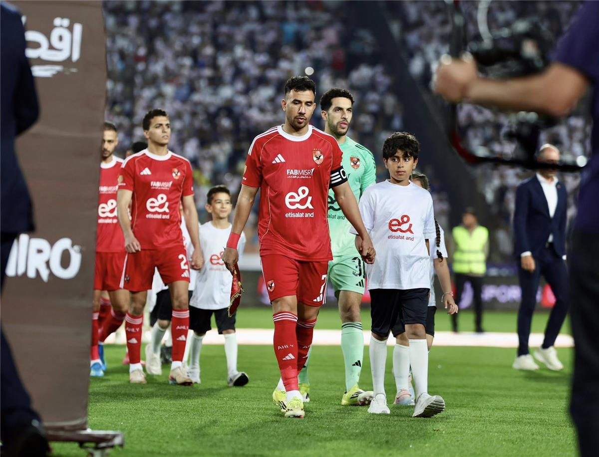 الأهلي يوضح سبب غياب تريزيجيه عن مباراة إنبي في الدوري
