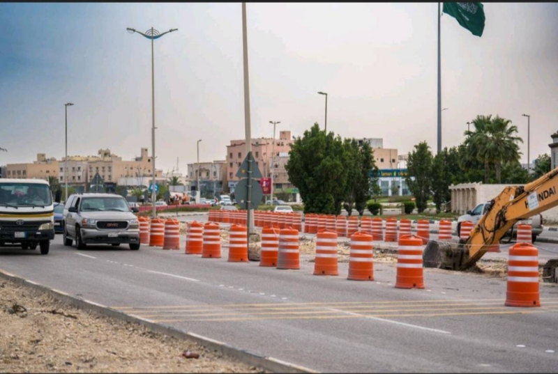 بلدية القطيف تواصل تنفيذ مشاريع تطويرية لتعزيز كفاءة البنية التحتية