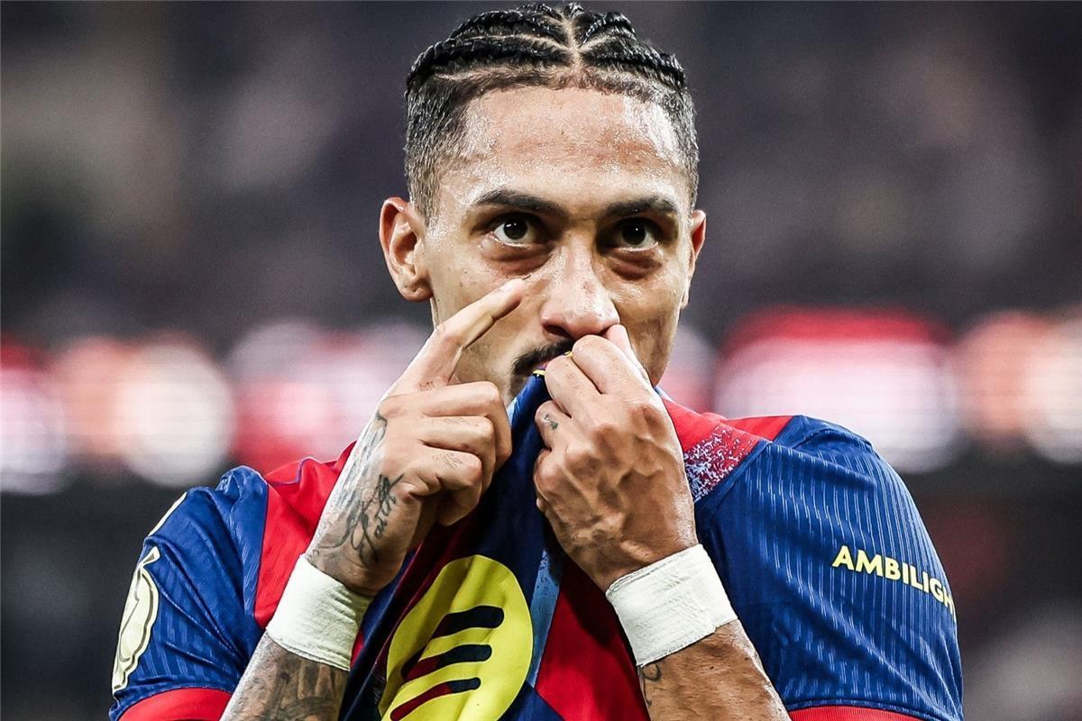 رافينها يرد على أنباء رحيله من برشلونة: هناك شخص يكذب باستمرار